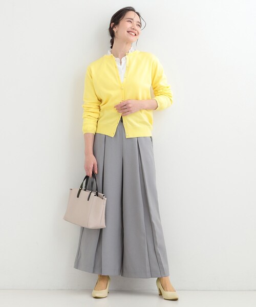 SHOO・LA・RUE（シューラルー）の「【洗濯機可/S-LL/アンサンブル可】シンプルきれい見え クルーネックカーディガン（カーディガン/ボレロ・レディース・ベビーピンク/イエロー系その他/ブラック系2/ホワイト系3・04/03/02/01）」の15枚目の写真