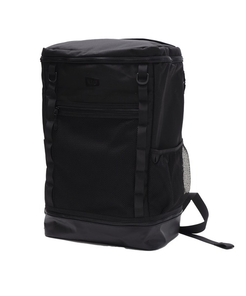 KiU(キウ)の「大容量スクエアバックパック 15インチPC対応 (34L)(バックパック/リュック・メンズ・ブラック/サンドベージュ・FREE)」の6枚目の写真