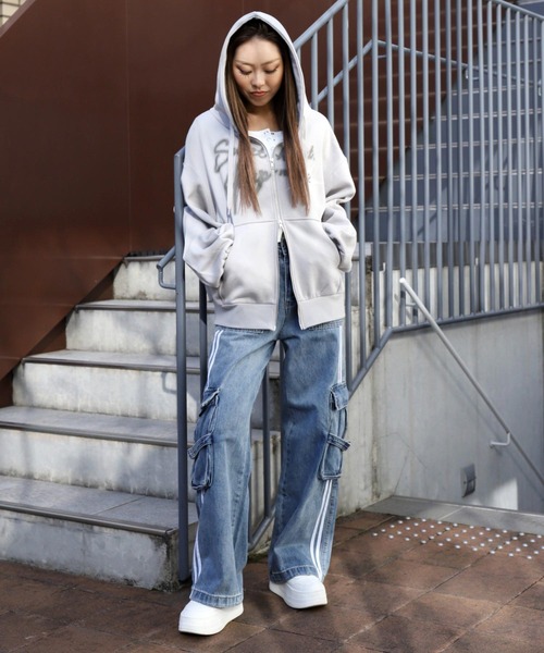 ANAP（アナップ）の「裏起毛ボリュームフーディーＷジップスウェットパーカー（パーカー・レディース・カーキ/グレー/ダークアッシュ/ピンク・F）」の9枚目の写真