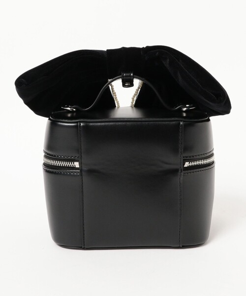 CAROLINA GLASER（カロリナ グレイサー）の「ベロア リボン パール バニティバッグ（ショルダーバッグ・レディース・ブラック・ONE SIZE）」の12枚目の写真