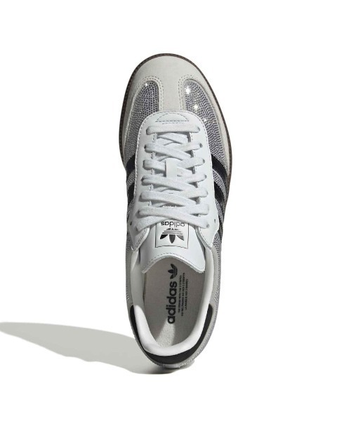 adidas（アディダス）の「adidas originals SAMBA OG W（アディダスオリジナルス サンバ OG W）（スニーカー・レディース・シルバー系・23cm/23.5cm/24cm/24.5cm/25cm/25.5cm/26cm/26.5cm/27cm/27.5cm/28.5cm/29cm/28cm）」の2枚目の写真