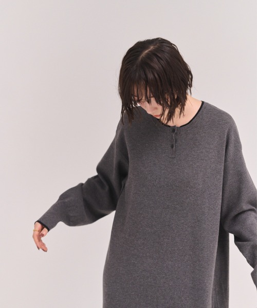 FMiBL(ファミル)の「ラインヘンリーネックワンピース(Tシャツ/カットソー・レディース・ブラック/グレー・FREE)」の7枚目の写真
