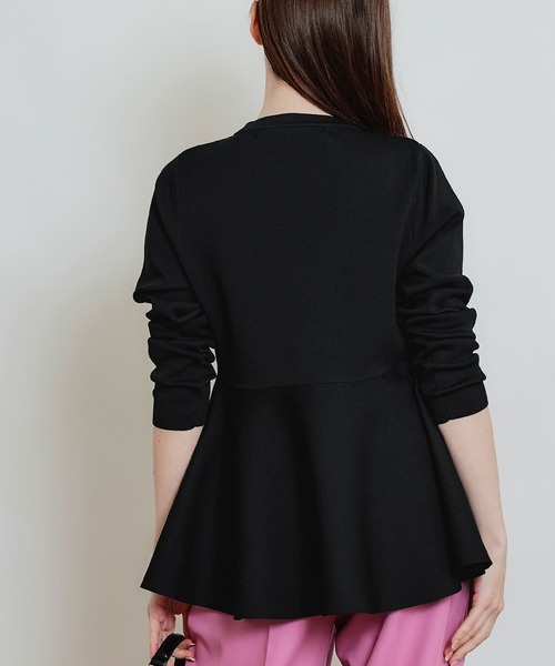 PICCIN PERLA（ピッチンペルラ）の「パールボタンペプラムカーディガン（カーディガン/ボレロ・レディース・ブラック/オフホワイト・M）」の12枚目の写真