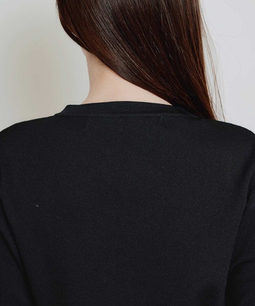PICCIN PERLA（ピッチンペルラ）の「パールボタンペプラムカーディガン（カーディガン/ボレロ・レディース・ブラック/オフホワイト・M）」の20枚目の写真
