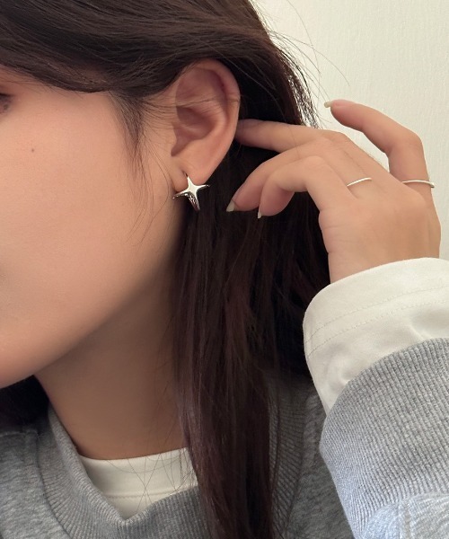 スパークルフープピアス（ピアス（両耳用））｜mebole（メボレ）の
