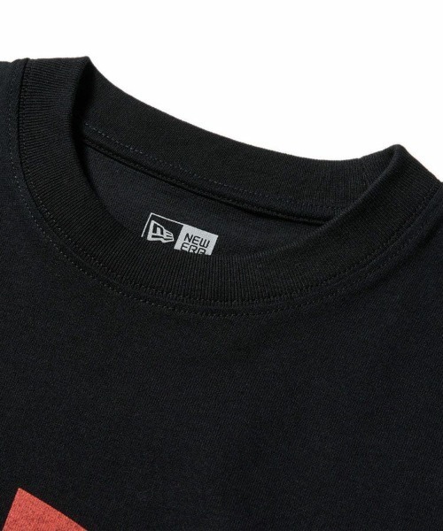 NEW ERA(ニューエラ)の「【NEW ERA】長袖 オーバーサイズド コットン Tシャツ PlayStation プレイステーション ファミリーマーク ニューエラロゴ(Tシャツ/カットソー・メンズ・ブラック/ホワイト・S/L/M)」の7枚目の写真