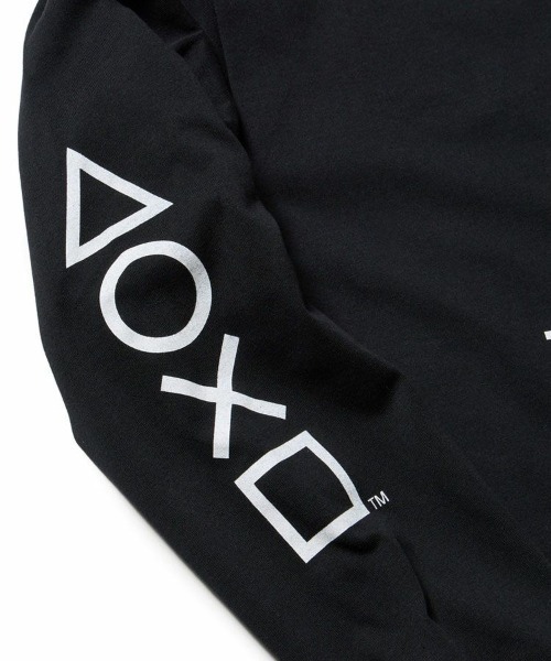 NEW ERA(ニューエラ)の「【NEW ERA】長袖 オーバーサイズド コットン Tシャツ PlayStation プレイステーション ファミリーマーク ニューエラロゴ(Tシャツ/カットソー・メンズ・ブラック/ホワイト・S/L/M)」の9枚目の写真