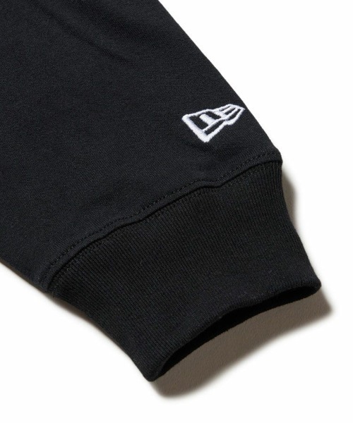 NEW ERA(ニューエラ)の「【NEW ERA】長袖 オーバーサイズド コットン Tシャツ PlayStation プレイステーション ファミリーマーク ニューエラロゴ(Tシャツ/カットソー・メンズ・ブラック/ホワイト・S/L/M)」の11枚目の写真