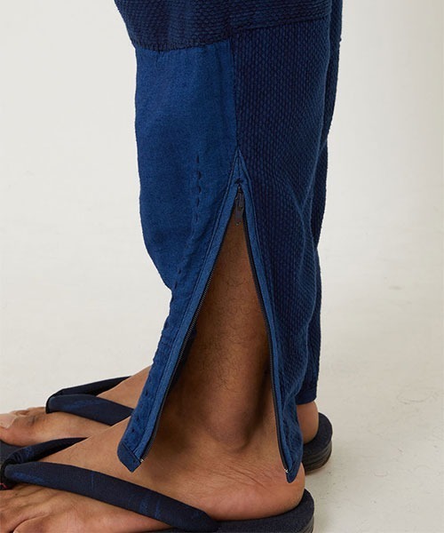 BLUE BLUE JAPAN(ブルーブルージャパン)の「カセゾメサシコ ネンリン ノラパンツ(その他パンツ・メンズ・インディゴブルー・S/M/L/XL)」の8枚目の写真