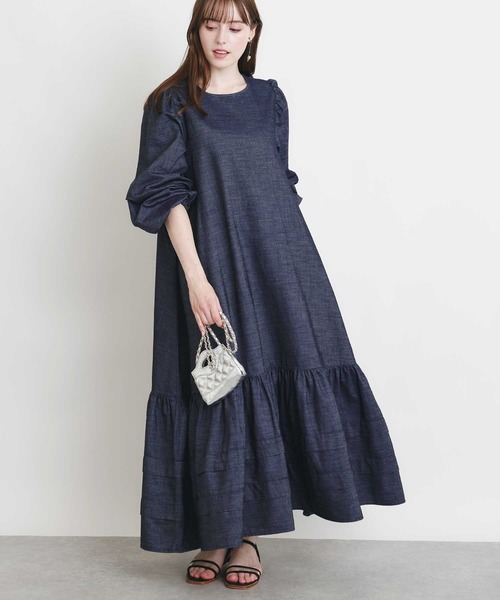 PICCIN(ピッチン)の「デニム裾ティアードワンピース(ワンピース・レディース・ライトブルー/ブルー・M)」の1枚目の写真