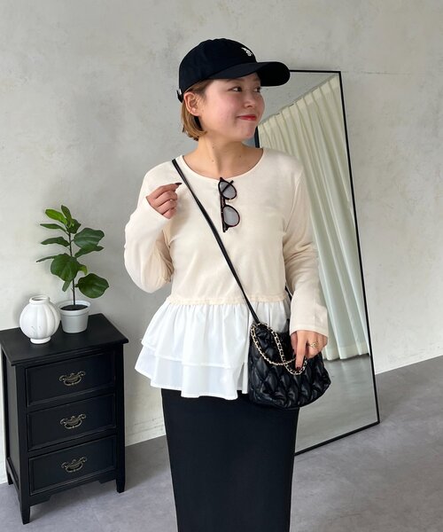 prose verse（プロズヴェール）の「【MOMO】裾フリルドッキングトップス（Tシャツ/カットソー・レディース・ピンク/オフホワイト/ブラック系その他/ブラック/アイボリー・MEDIUM/LARGE）」の7枚目の写真