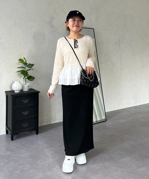 prose verse（プロズヴェール）の「【MOMO】裾フリルドッキングトップス（Tシャツ/カットソー・レディース・ピンク/オフホワイト/ブラック系その他/ブラック/アイボリー・MEDIUM/LARGE）」の17枚目の写真