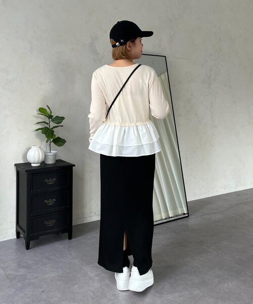 prose verse（プロズヴェール）の「【MOMO】裾フリルドッキングトップス（Tシャツ/カットソー・レディース・ピンク/オフホワイト/ブラック系その他/ブラック/アイボリー・MEDIUM/LARGE）」の20枚目の写真