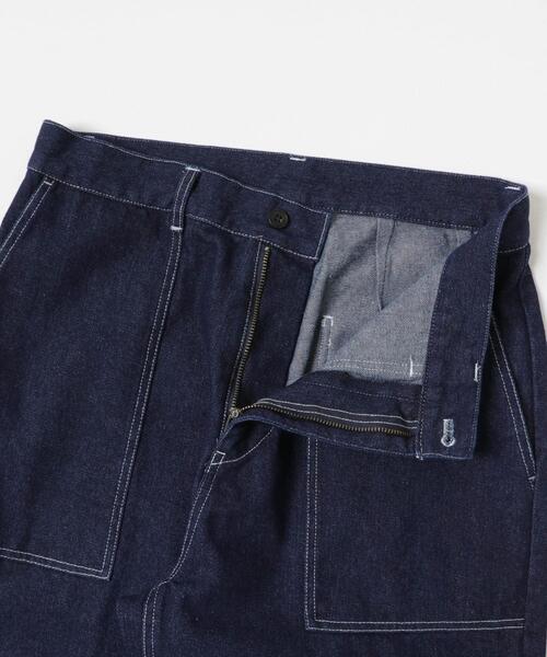 ITEMS URBANRESEARCH（アイテムズ アーバンリサーチ）の「デニム ベイカーパンツ（デニムパンツ・メンズ・ネイビー・LARGE）」の17枚目の写真