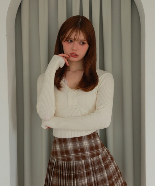 lace gather lara knit tops/レースギャザーララニットトップス（ニット/セーター）｜M DOLLY（エムドリー）のファッション通販 - ZOZOTOWN