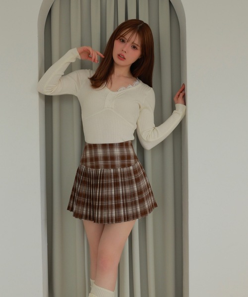 lace gather lara knit tops/レースギャザーララニットトップス（ニット/セーター）｜M DOLLY（エムドリー）のファッション通販 - ZOZOTOWN