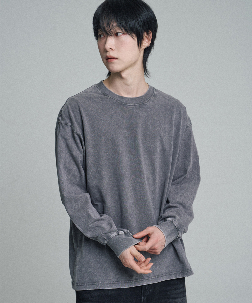 MOOVN(ムブン)の「ピグメントロングスリーブTシャツグレー(Tシャツ/カットソー・メンズ・その他・MEDIUM/LARGE/X-LARGE)」の4枚目の写真