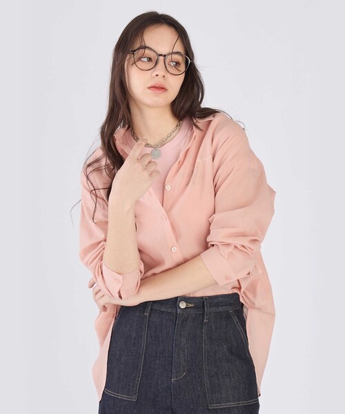 To b. by agnes b.（トゥービーバイアニエスベー）の「コットン ロングスリーブ ボーイズシャツ（シャツ/ブラウス・レディース・ピンク・40/38/36）」の3枚目の写真