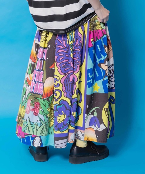 ScoLar（スカラー）の「161641：蝶々とキノコのコラージュ柄スカート（スカート・レディース・アイボリー/パープル・M）」の4枚目の写真