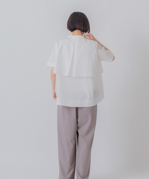 Kelen(ケレン)の「「KELEN / ケレン」フラップタックデザイン ポリエステルコットンブラウス(シャツ/ブラウス・レディース・ライトグレー/ブラック/オフホワイト/サックスブルー・M/S)」の22枚目の写真