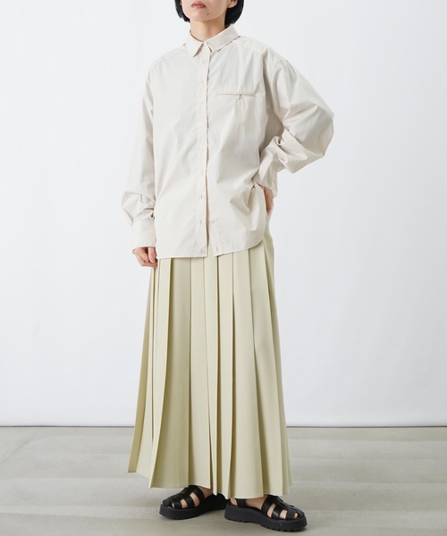 LUCA/LADY LUCK LUCA（ルカ/レディラックルカ）の「LC/LLL ポリエステルブロード丈2WAYシャツ（シャツ/ブラウス・レディース・ブラック/オフホワイト・FREE）」の4枚目の写真