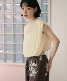 boxy back button pleats tops /ボクシーバックボタンプリーツトップス