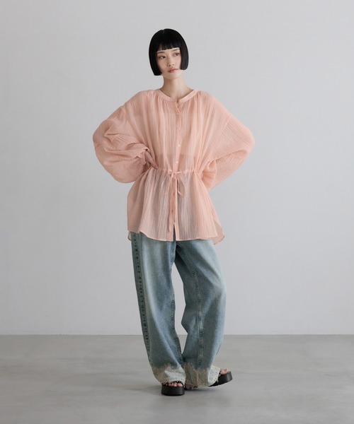LOWRYS FARM（ローリーズファーム）の「ドロストバンドシャツ 668095（シャツ/ブラウス・レディース・ブラック/アイボリー/ピンク・FREE）」の10枚目の写真