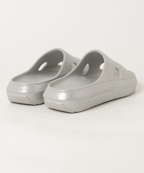 PUMA(プーマ)の「プーマ PUMA プーマ フラッター スライドGLITTER(サンダル・レディース・ライトグレー・25.0cm/24.0cm/23.0cm)」の7枚目の写真