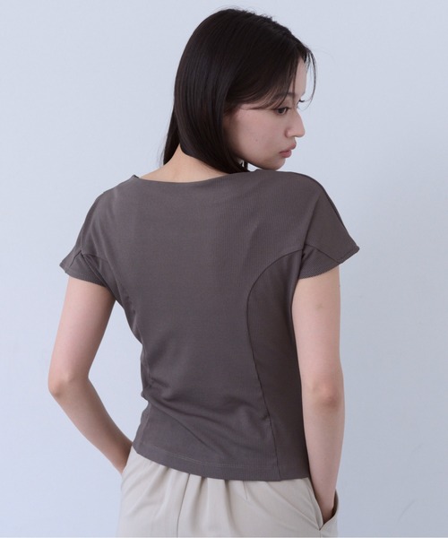SOYEN(ソイエン)の「コンパクトアシンメトリータックサイドギャザーTシャツ(Tシャツ/カットソー・レディース・ブラウン/クリーム・F)」の21枚目の写真