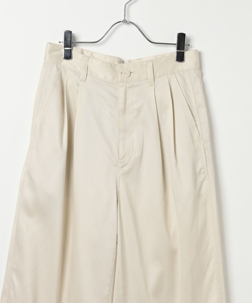 BAYFLOW(ベイフロー)の「ソフトチノストレートパンツ(チノパンツ・レディース・ブラック/オフホワイト・MEDIUM/SMALL)」の5枚目の写真