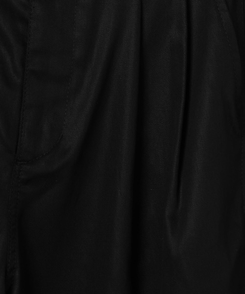 BAYFLOW(ベイフロー)の「ソフトチノストレートパンツ(チノパンツ・レディース・ブラック/オフホワイト・MEDIUM/SMALL)」の12枚目の写真