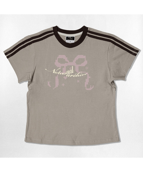 NOTUSUAL(ノットユージュアル)の「エックスリボンセミクロップ半袖Tシャツ6色(Tシャツ/カットソー・レディース・ホワイト/スカイブルー/ネイビー/ピンク/ライトブラウン/ホワイト×グリーン・1(S))」の3枚目の写真