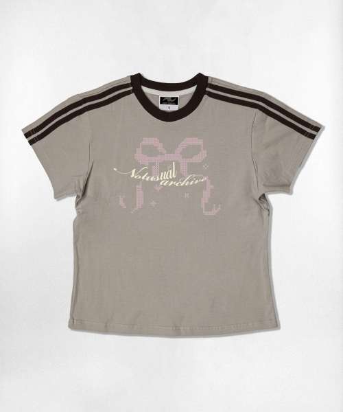 NOTUSUAL(ノットユージュアル)の「エックスリボンセミクロップ半袖Tシャツ6色(Tシャツ/カットソー・レディース・ホワイト/スカイブルー/ネイビー/ピンク/ライトブラウン/ホワイト×グリーン・1(S))」の10枚目の写真