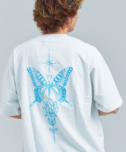 GALLIS ADDICTION(ガリスアディクション)の「GA Glitter Butterfly 刺繍 Tee(Tシャツ/カットソー・メンズ・オートミール/ブラック・M/L)」の1枚目の写真