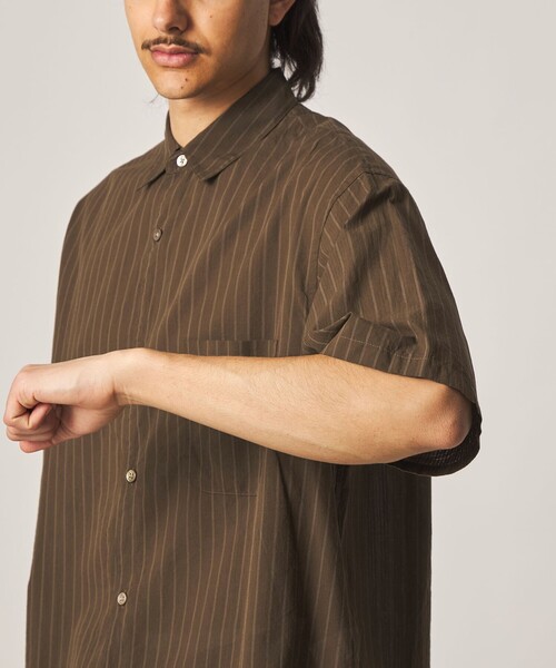 Steven Alan(スティーブンアラン)の「<Steven Alan> AKIHA ストライプ レギュラーカラー ショートスリーブ シャツ(シャツ/ブラウス・メンズ・ホワイト/モカ・XL/L/M/S)」の17枚目の写真