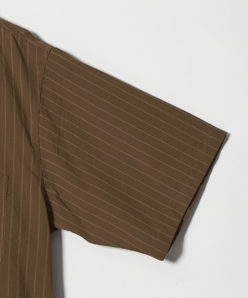 Steven Alan(スティーブンアラン)の「<Steven Alan> AKIHA ストライプ レギュラーカラー ショートスリーブ シャツ(シャツ/ブラウス・メンズ・ホワイト/モカ・XL/L/M/S)」の11枚目の写真