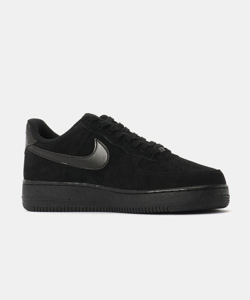 NIKE（ナイキ）の「NIKE WMNS AIR FORCE 1 '07 IO4833-004（スニーカー・メンズ・ブラック・27.5cm/28cm/28.5cm/24cm/24.5cm/25cm/25.5cm/26.5cm/27cm/23cm/23.5cm）」の5枚目の写真