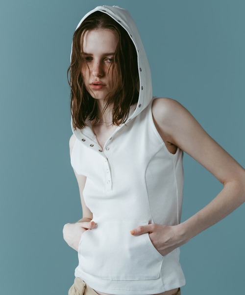 Knuth Marf(クヌースマーフ)の「【Knuth Marf】クヌースマーフ snap-button hoodie(Tシャツ/カットソー・レディース・ネイビー/ホワイト/チャコールグレー・FREE)」の1枚目の写真