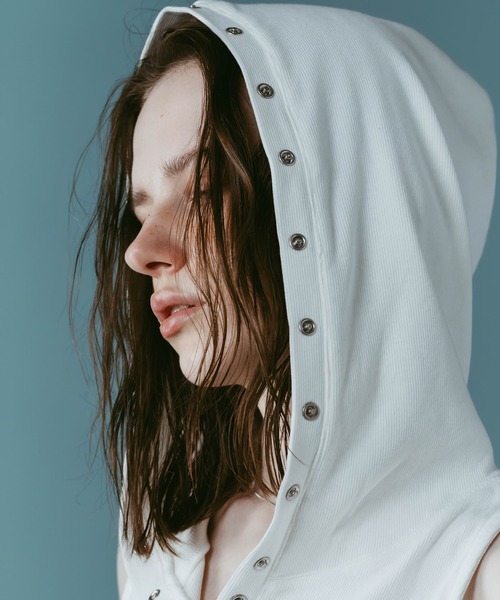 Knuth Marf(クヌースマーフ)の「【Knuth Marf】クヌースマーフ snap-button hoodie(Tシャツ/カットソー・レディース・ネイビー/ホワイト/チャコールグレー・FREE)」の17枚目の写真