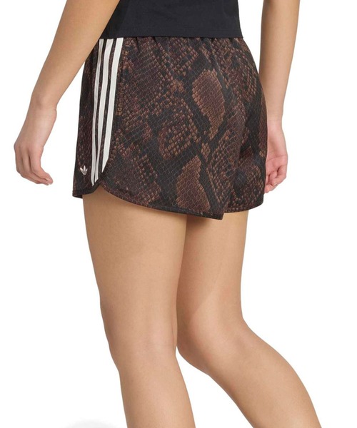 adidas(アディダス)の「adidas SNAKE PRINT SATIN SHORTS / アディダス スネーク プリント サテン ショーツ(その他パンツ・レディース・ブラウン・S/M/L)」の5枚目の写真