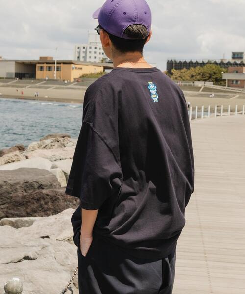 URBAN RESEARCH(アーバンリサーチ)の「Wide Dad GRAPHIC T-SHIRTS WITH HATCH(Tシャツ/カットソー・メンズ・ホワイト系その他/グリーン系その他/ネイビー・1/2)」の19枚目の写真