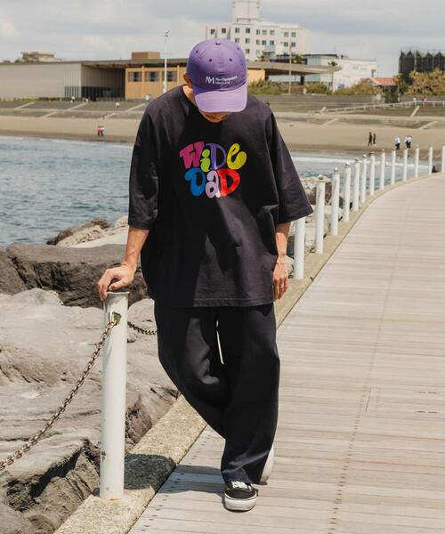 URBAN RESEARCH(アーバンリサーチ)の「Wide Dad GRAPHIC T-SHIRTS WITH HATCH(Tシャツ/カットソー・メンズ・ホワイト系その他/グリーン系その他/ネイビー・1/2)」の22枚目の写真