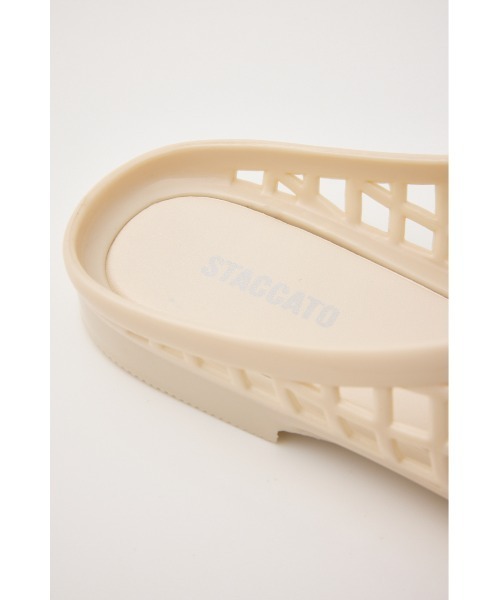 STACCATO(スタッカート)の「【J.】Marina メリージェーンフラットミュール(サンダル・レディース・ブラック/ホワイト・24cm/23.5cm/23cm)」の17枚目の写真