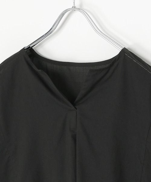notch.(ノッチ)の「【notch. by KR 】スキッパーサイドギャザーブラウス(シャツ/ブラウス・レディース・ブラック/ネイビー/オフホワイト/ライトブルー・M)」の17枚目の写真