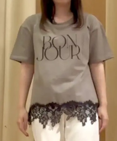 Samansa Mos2（サマンサ モスモス）の「【接触冷感】裾レースロゴTシャツ（Tシャツ/カットソー・レディース・ブラック/オフホワイト/グレー系その他・F）」の4枚目の写真