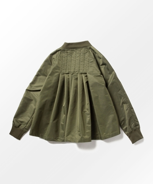 Ray BEAMS(レイビームス)の「Ray BEAMS / バックタック MA-1 ブルゾン(ブルゾン・レディース・ブラック/オリーブ・1/0)」の11枚目の写真