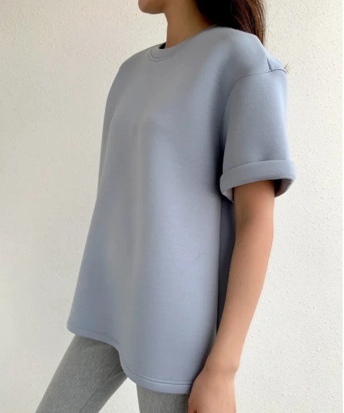 BIRTHDAY BASH(バースデイバッシュ)の「DIVER SWEAT TOPS(ダイバースウェットトップス)(Tシャツ/カットソー・レディース・ブルー/ベージュ/ブラック・FREE)」の7枚目の写真