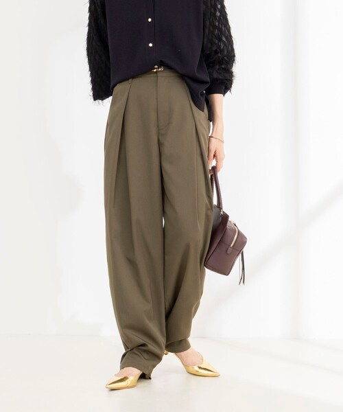 NOLLEY’S(ノーリーズ)の「ウォッシャブルタックバレルチノパンツ(チノパンツ・レディース・カーキ/ベージュ・36/38)」の9枚目の写真