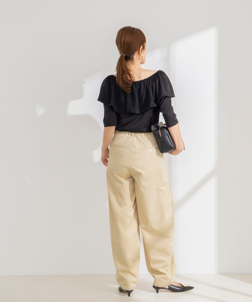 NOLLEY’S(ノーリーズ)の「ウォッシャブルタックバレルチノパンツ(チノパンツ・レディース・カーキ/ベージュ・36/38)」の12枚目の写真