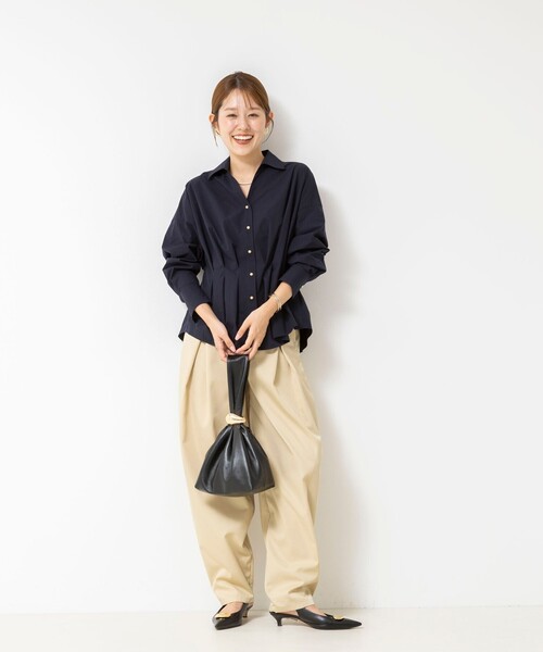 NOLLEY’S（ノーリーズ）の「ウォッシャブルタックバレルチノパンツ（チノパンツ・レディース・カーキ/ベージュ・36/38）」の20枚目の写真